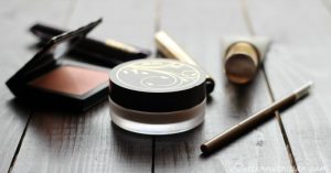 What's In My Less-Toxic Makeup Bag | Butter Nutrition